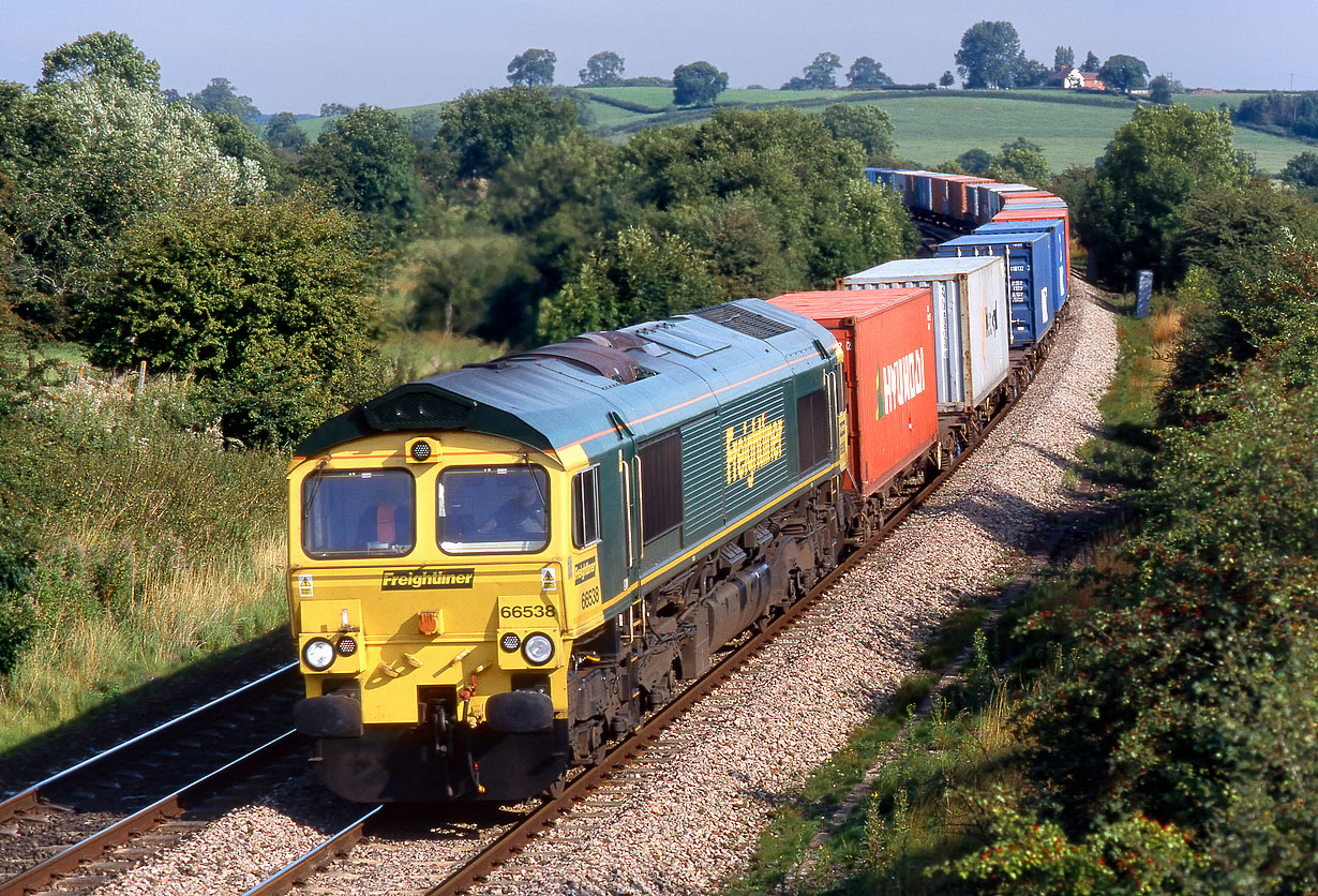 66538 Bishop's Itchington 17 August 2002