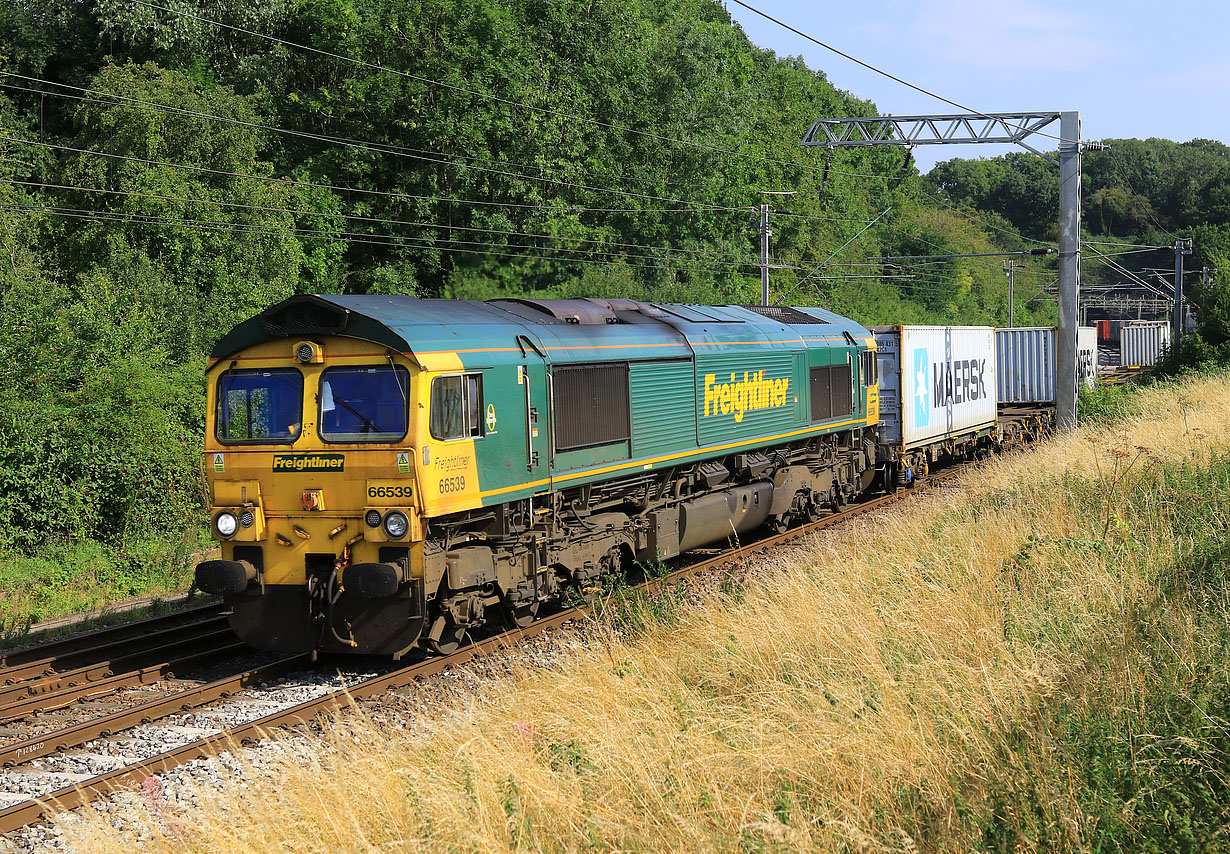 66539 Crick Tunnel 31 July 2020