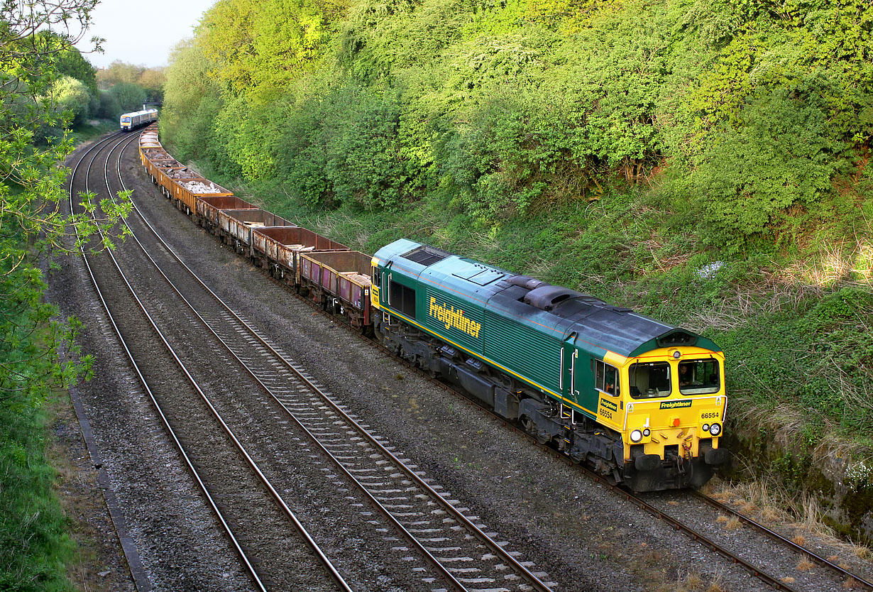 66554 Hatton 11 May 2015