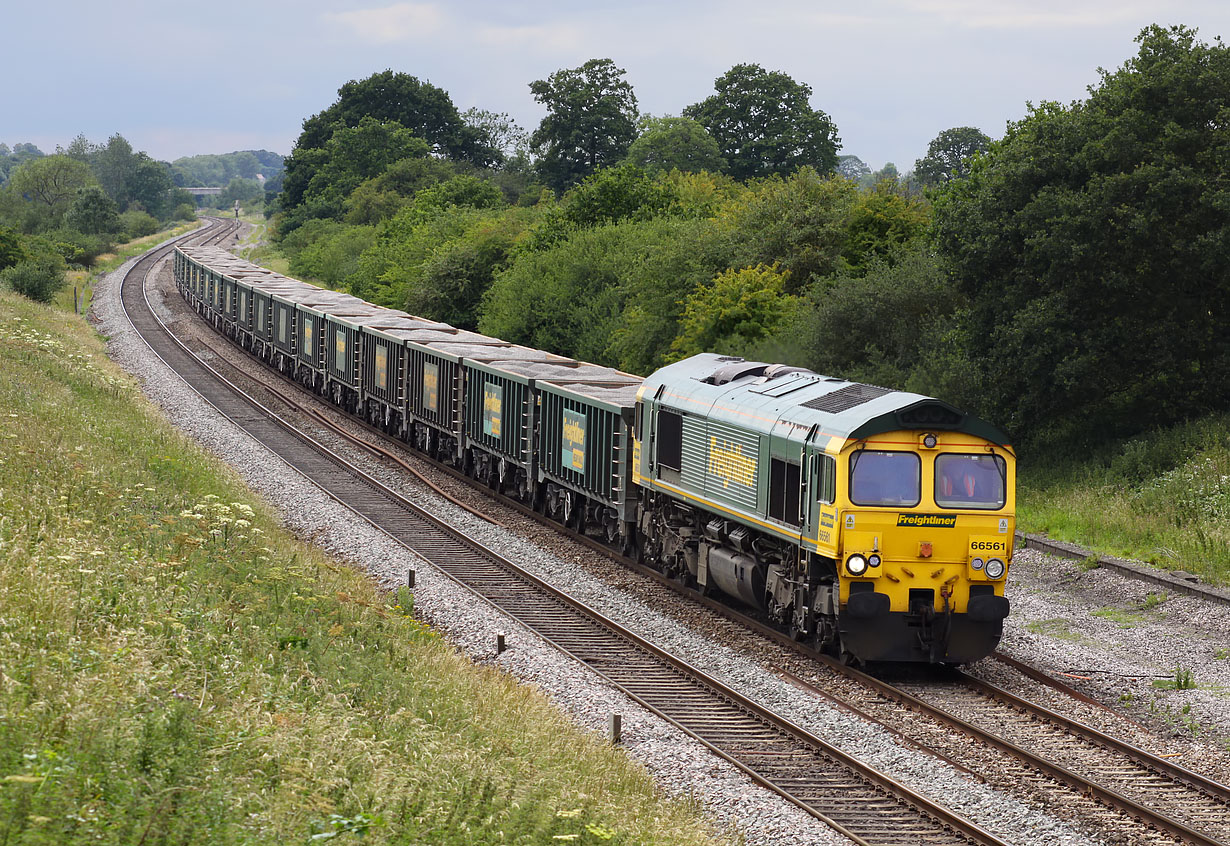 66561 Compton Beauchamp 30 June 2011