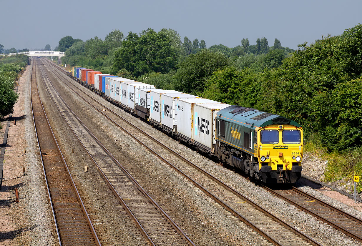 66563 Denchworth 8 July 2013