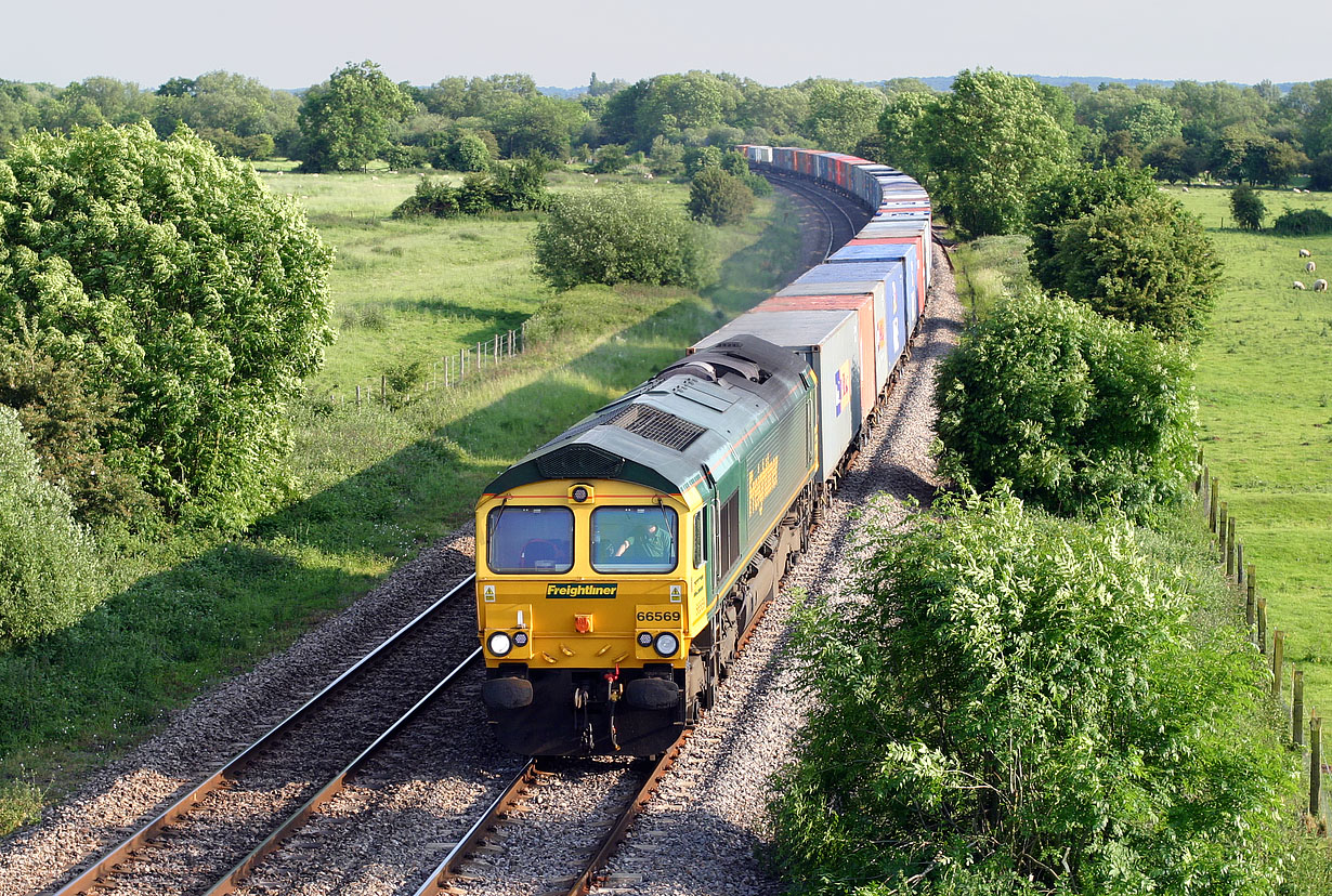 66569 Yarnton 2 June 2004