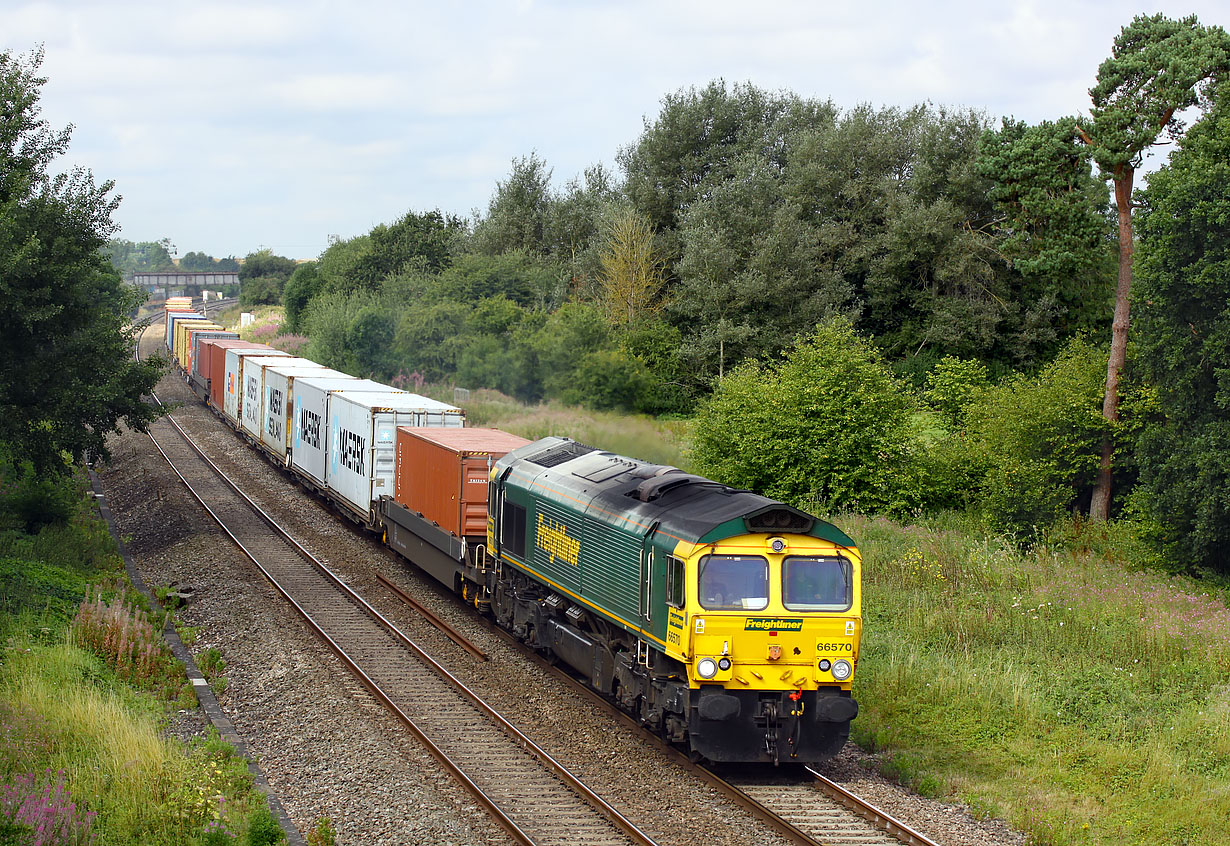 66570 Shrivenham (Ashbury Crossing) 7 August 2014