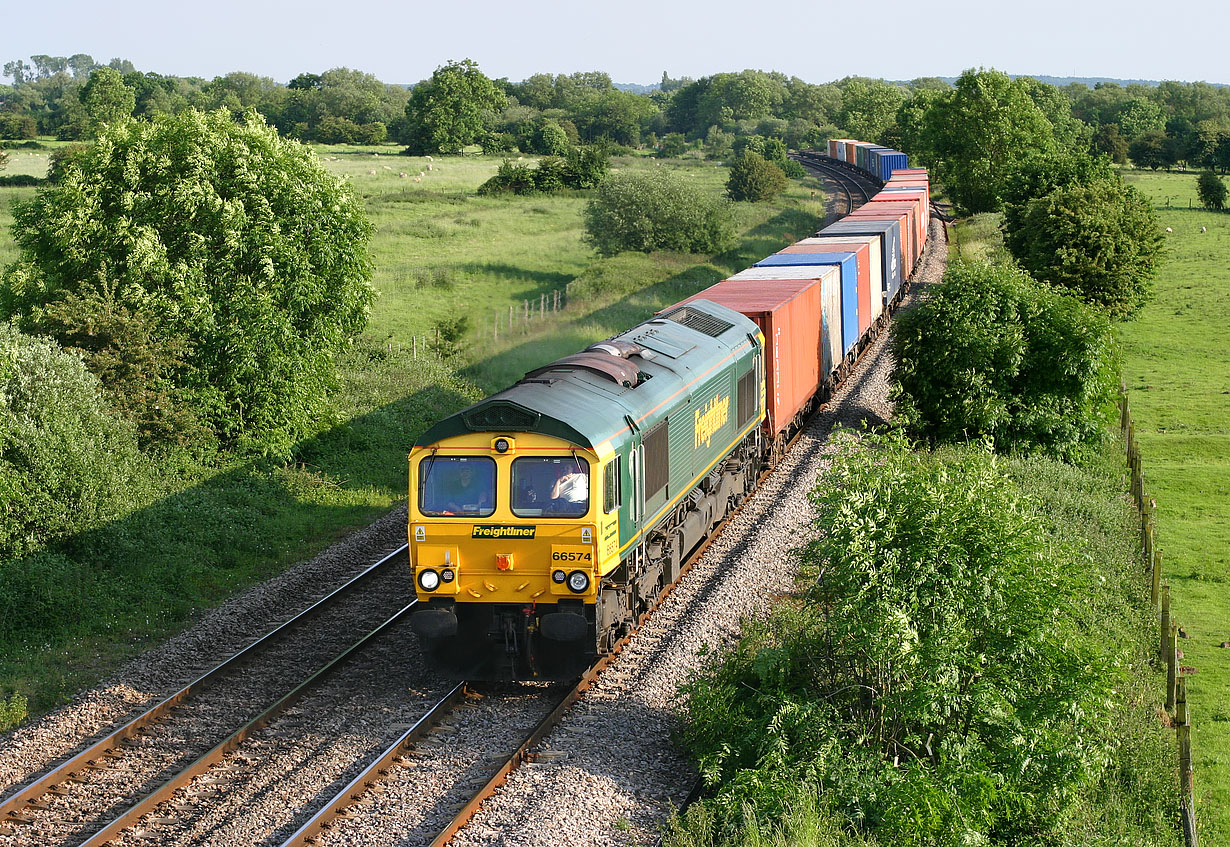 66574 Yarnton 2 June 2004