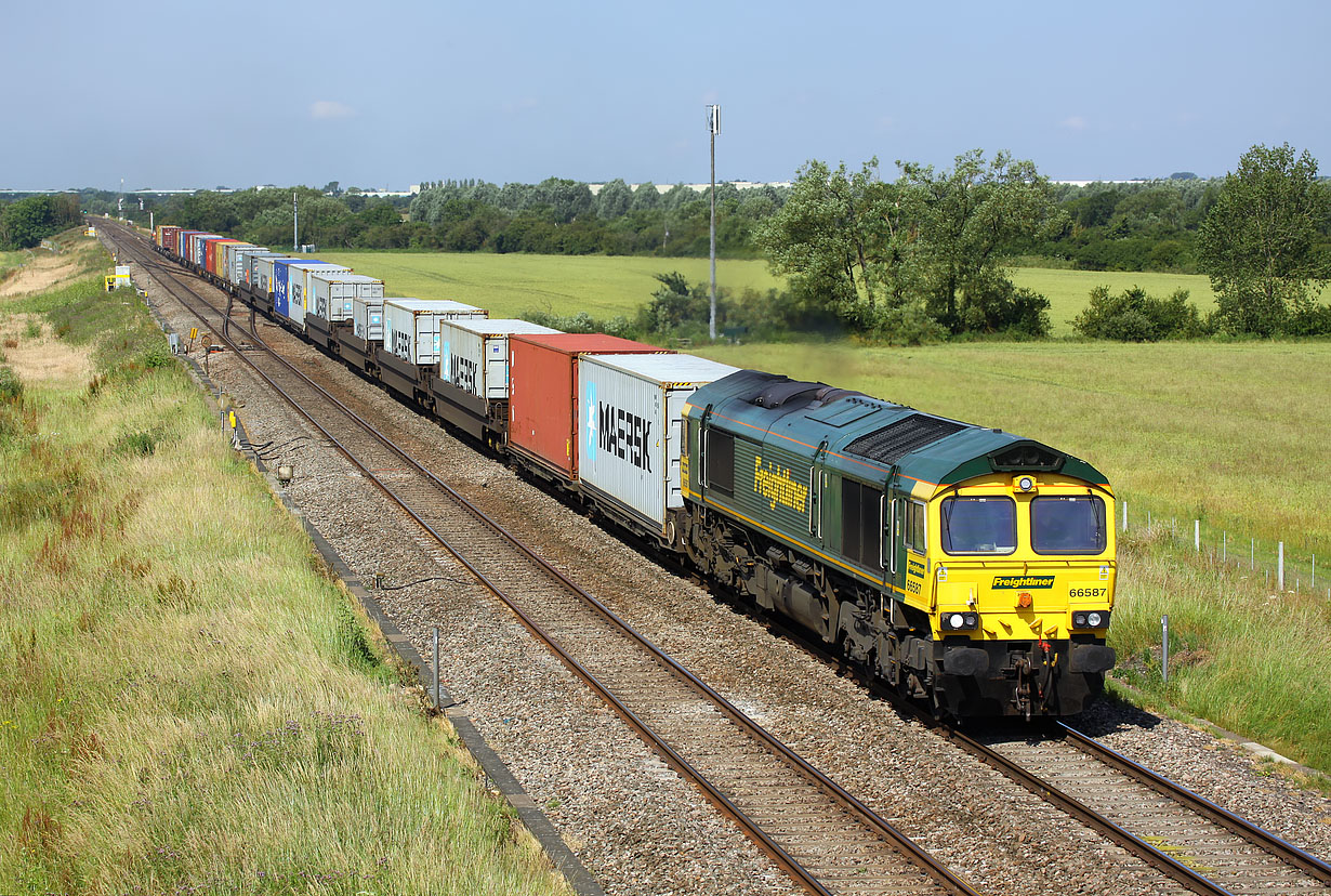 66587 Bourton 1 July 2014