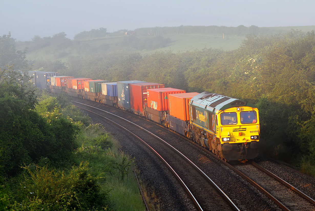 66593 Tackley 25 June 2012