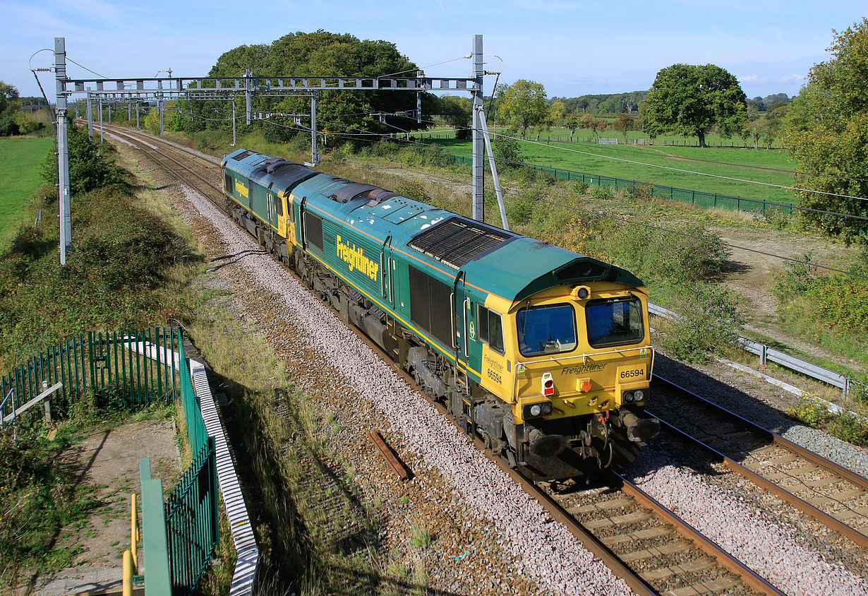 66594 & 66513 Uffington 29 September 2025