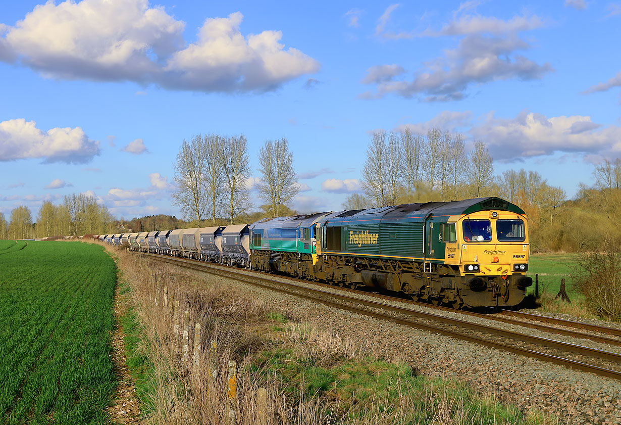66597 & 59001 Great Bedwyn 28 March 2025