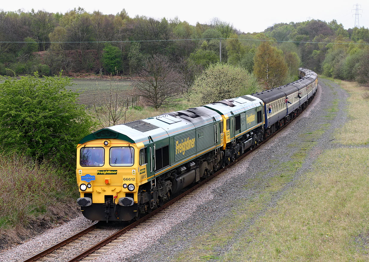 66612 & 66618 Walton 17 April 2004