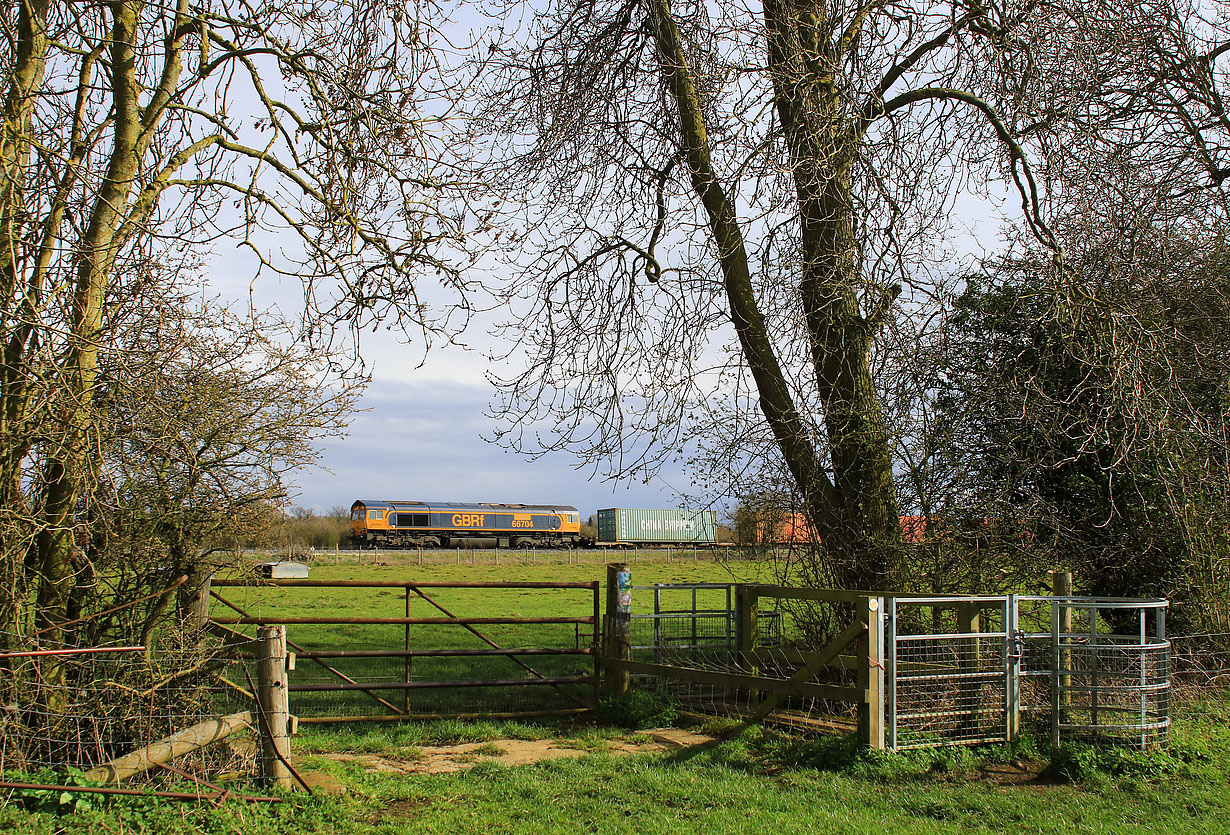 66704 Yarnton 26 March 2021
