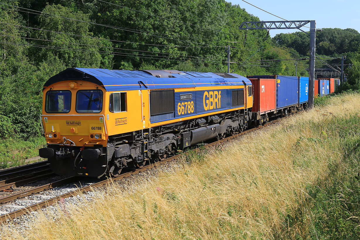 66788 Crick Tunnel 31 July 2020