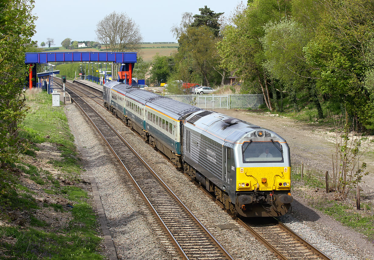 67012 Kings Sutton 23 April 2009