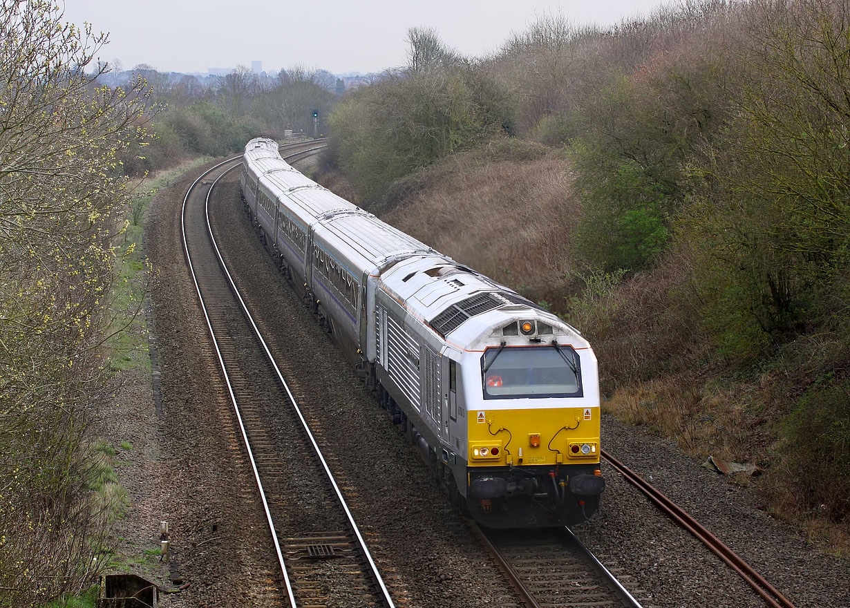 67013 Warwick (Budbrooke Industrial Estate) 26 March 2014