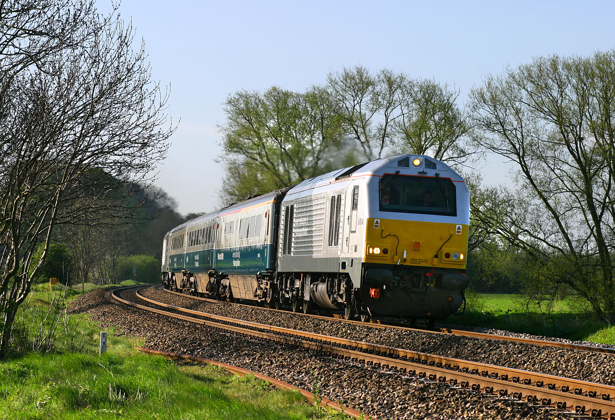 67014 Kings Sutton 28 April 2008