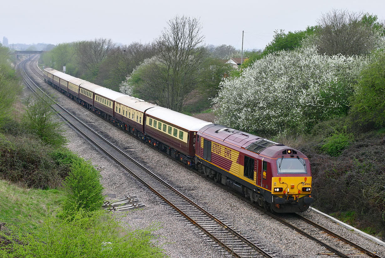 67024 Up Hatherley 22 April 2006