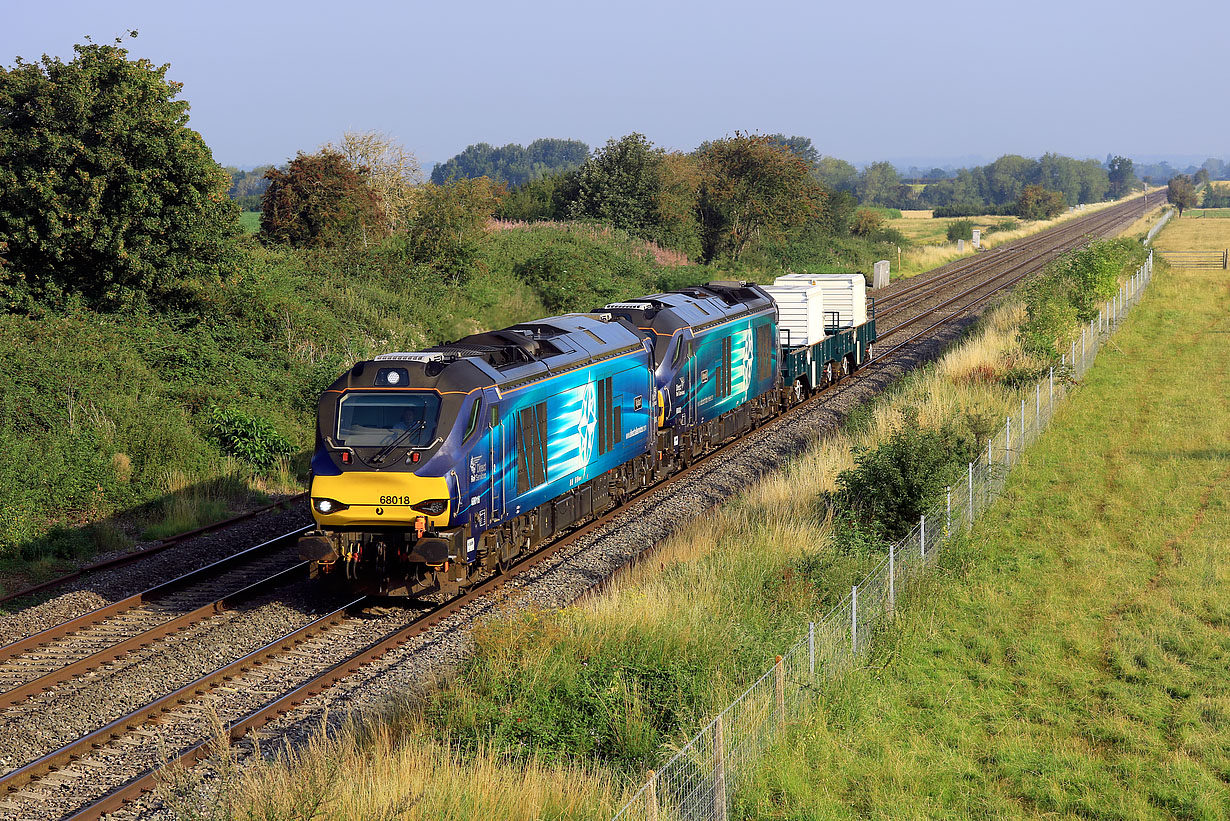 68018 & 68002 Stoke Orchard 12 August 2020