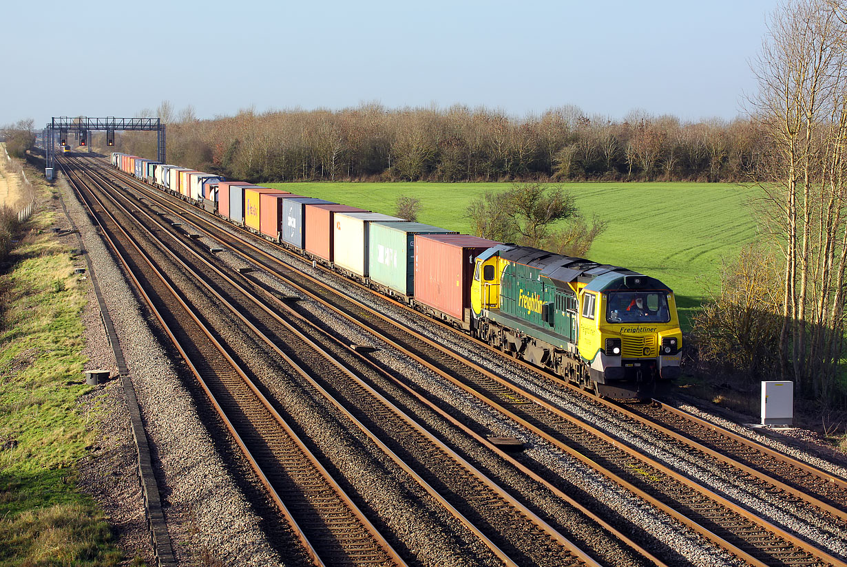 70006 Denchworth (Circourt Bridge) 23 December 2015