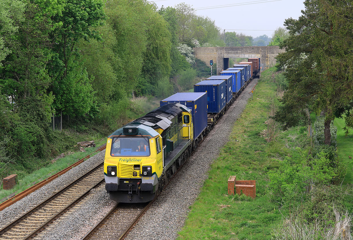 70015 Yarnton 3 May 2022