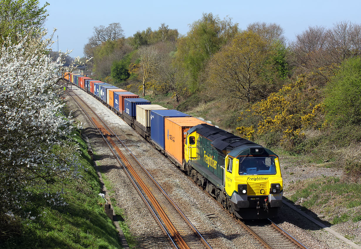 70017 Baulking 16 April 2014