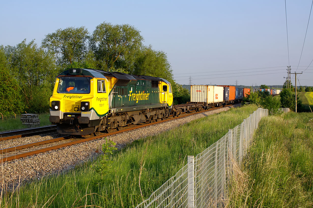 70017 Kennington 6 June 2013