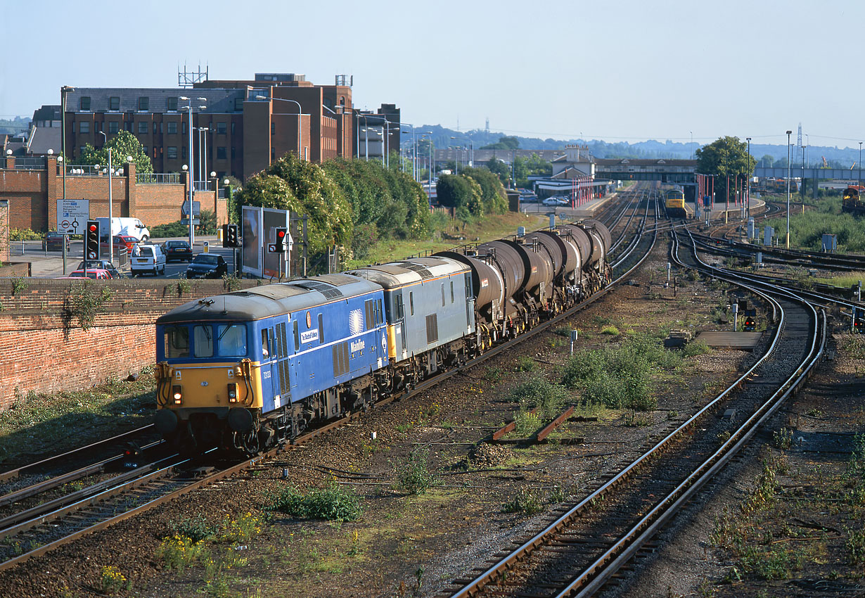 73133 & 73106 Eastleigh 25 June 1999