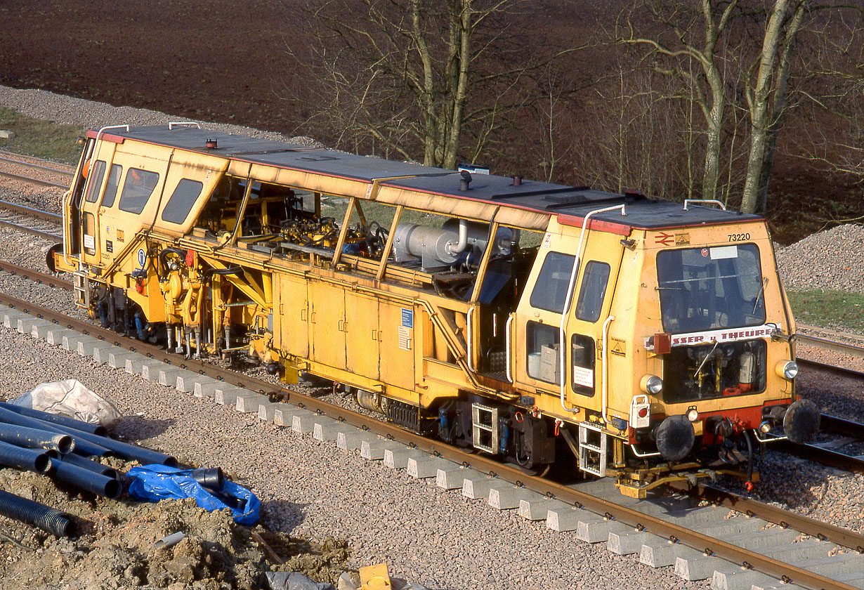 73220 Denchworth (Circourt Bridge) 21 February 1993