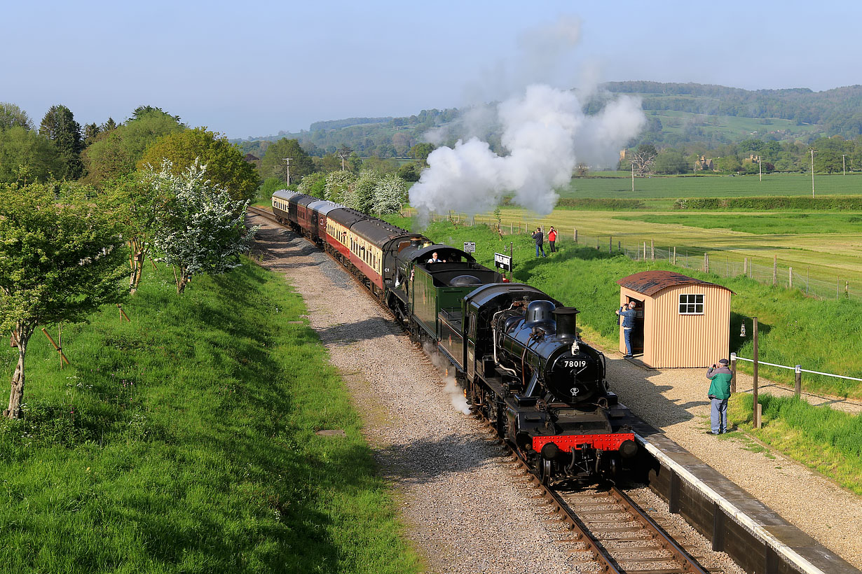 78019 & 7903 Hayles Abbey Halt 13 May 2023