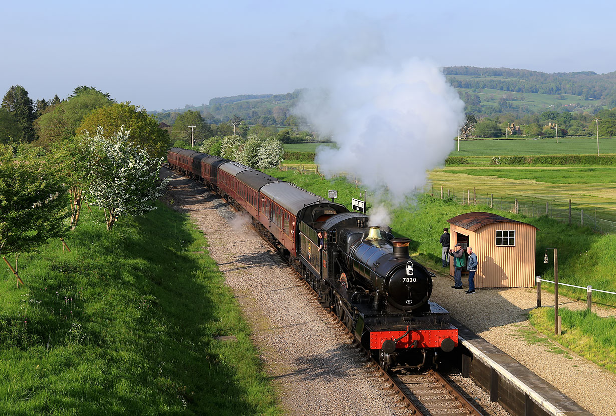 7820 Hayles Abbey Halt 13 May 2023