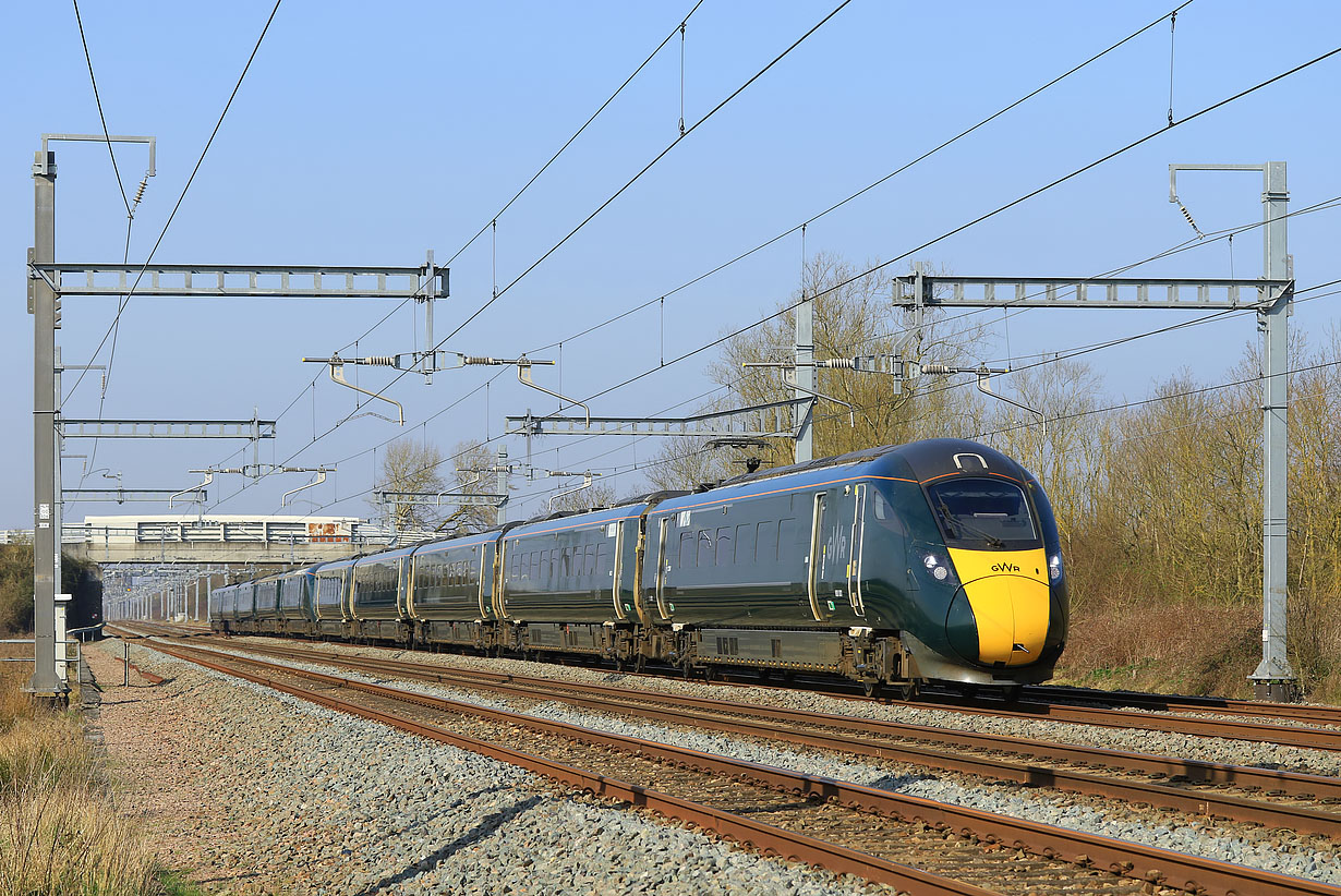 800001 & 802009 Denchworth (Circourt Bridge) 24 March 2022