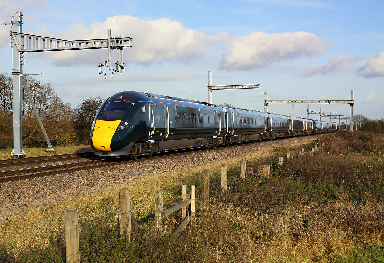 800005 & 800006 South Marston 10 November 2017