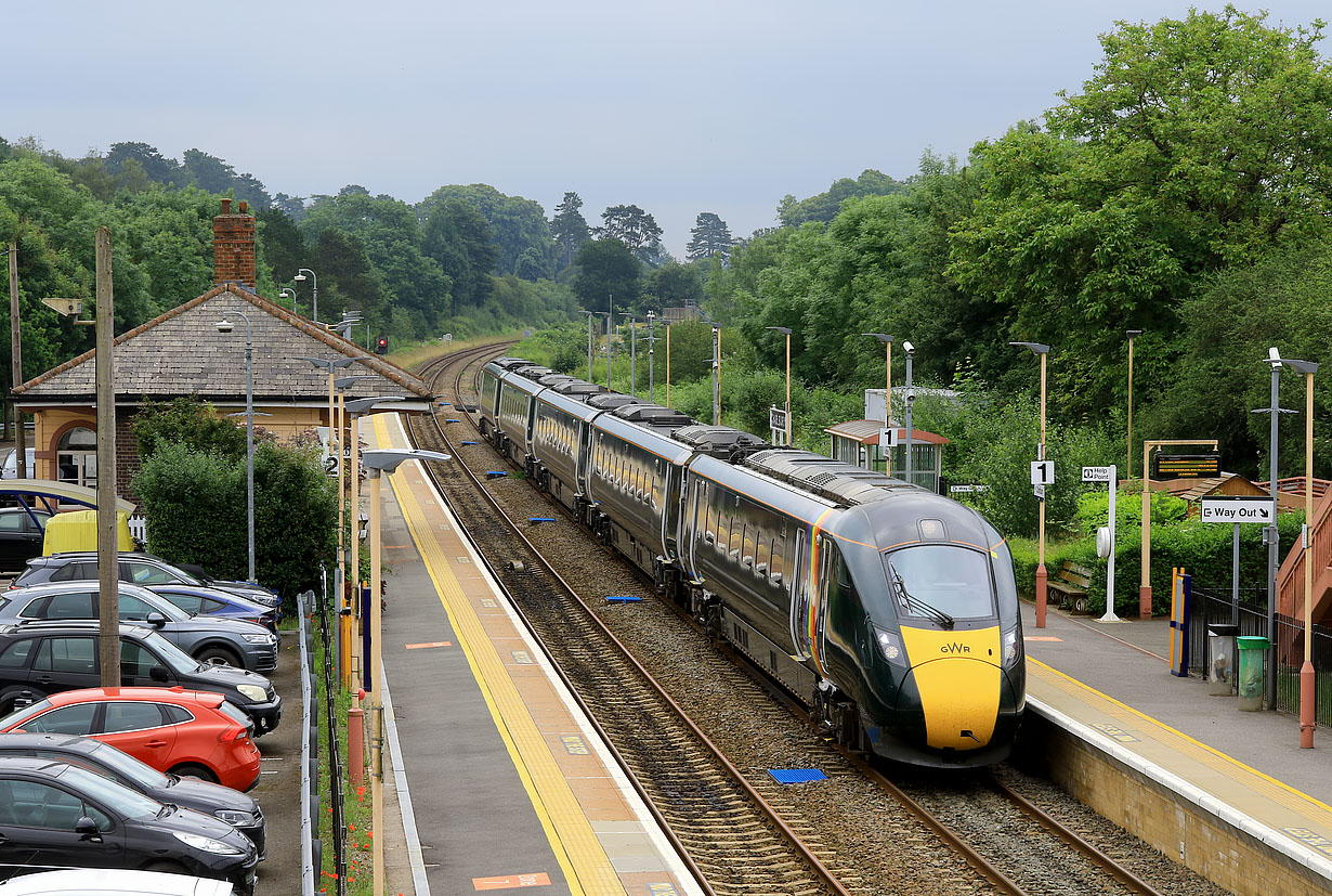 800008 Charlbury 3 July 2021