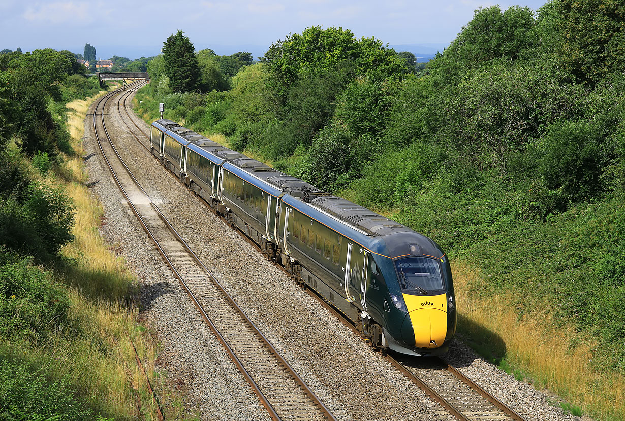 800009 Up Hatherley 2 August 2021