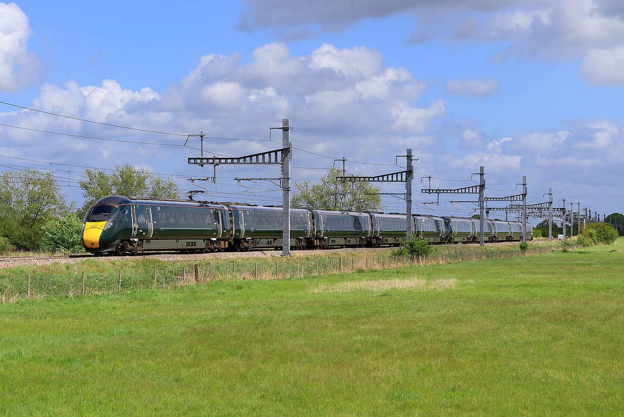 800019 & 800024 Shrivenham (Ashbury Crossing) 10 May 2022