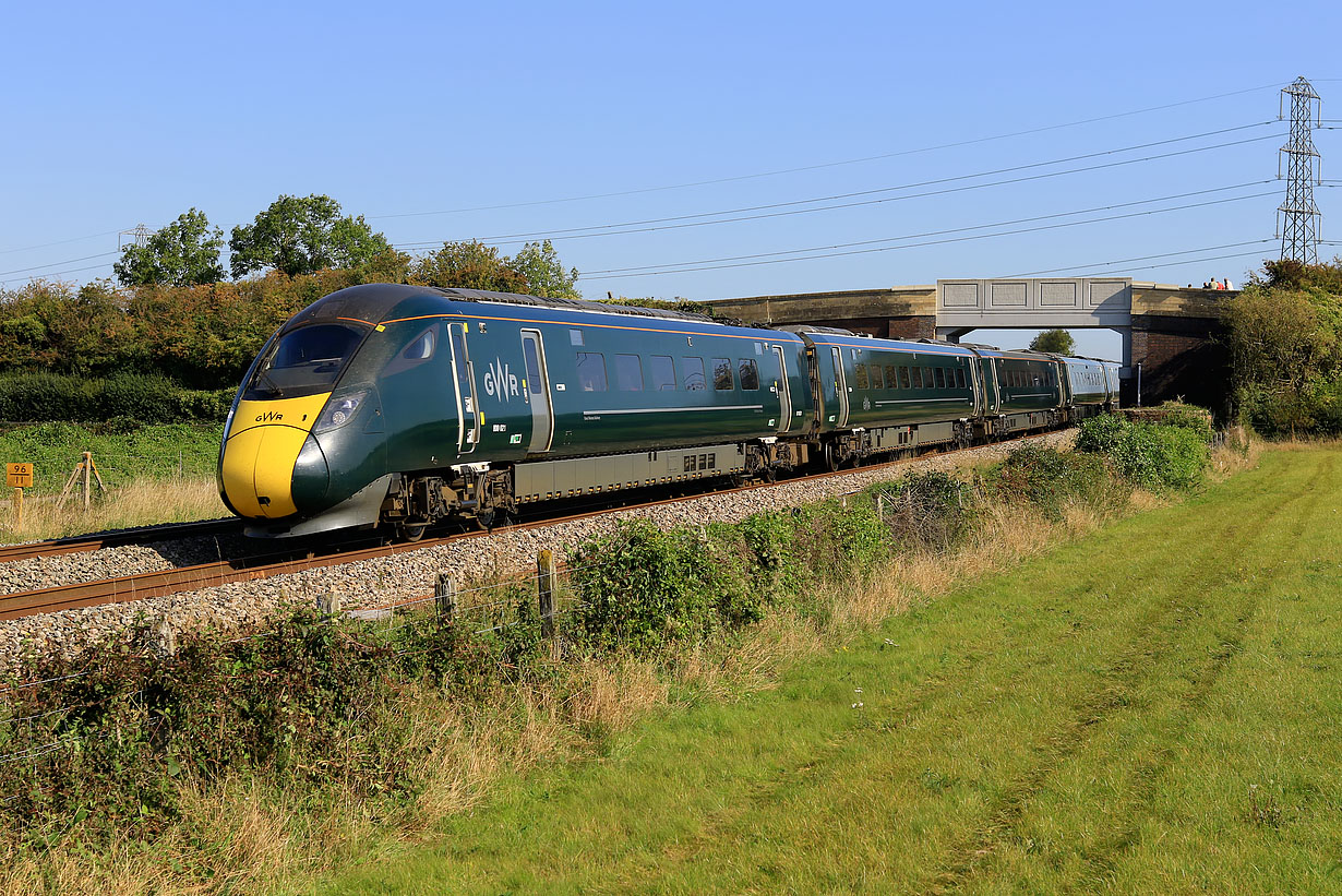 800021 & 800004 Thingley Junction 21 September 2019