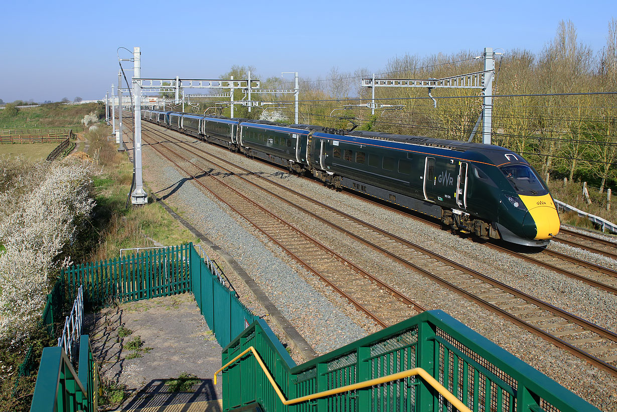 800026 Denchworth (Circourt Bridge) 19 April 2021