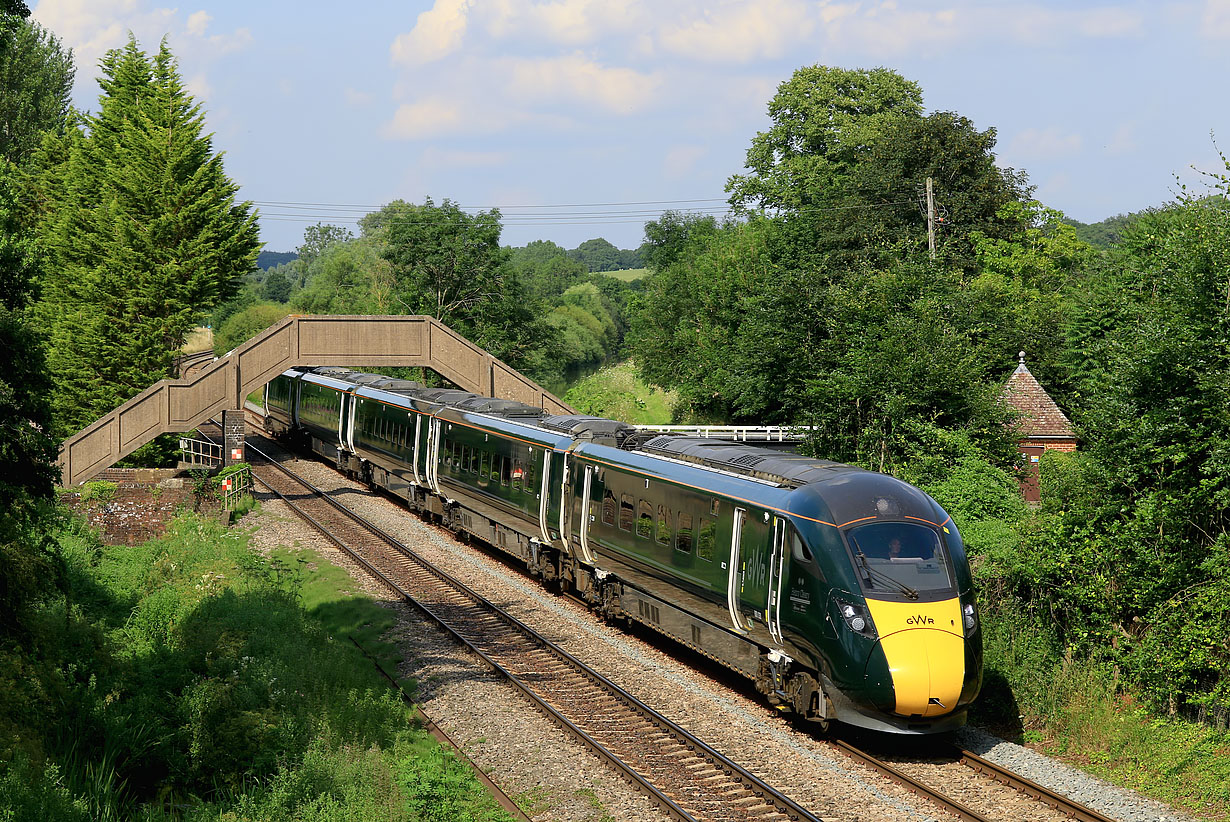 800030 Little Bedwyn 21 July 2021