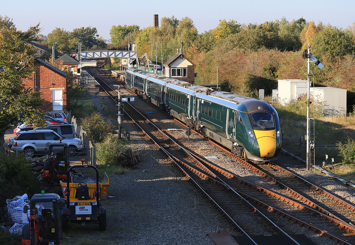 800033 Moreton-in-Marsh 10 October 2018