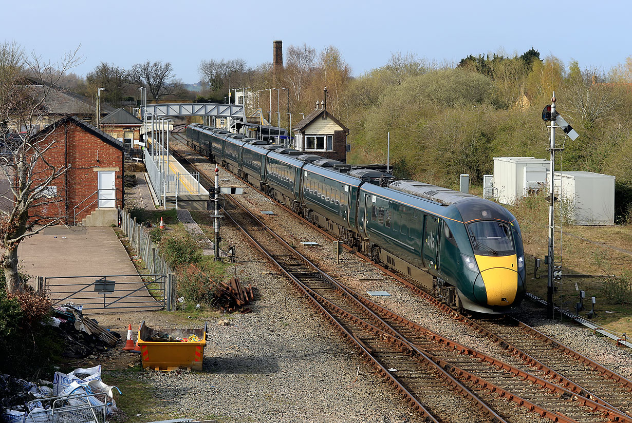 800307 Moreton-in-Marsh 31 March 2019