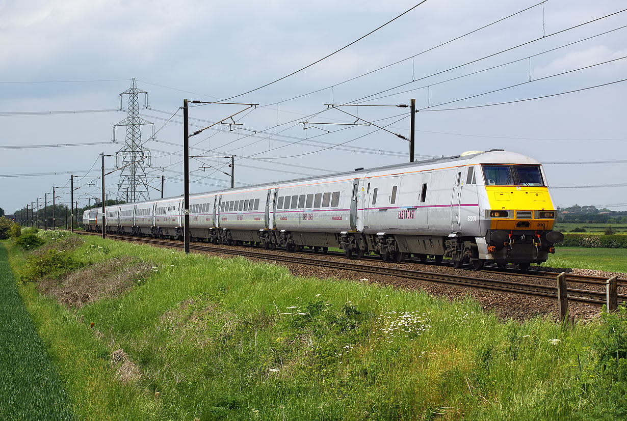 82200 Claypole (Balderton Crossing) 30 May 2012