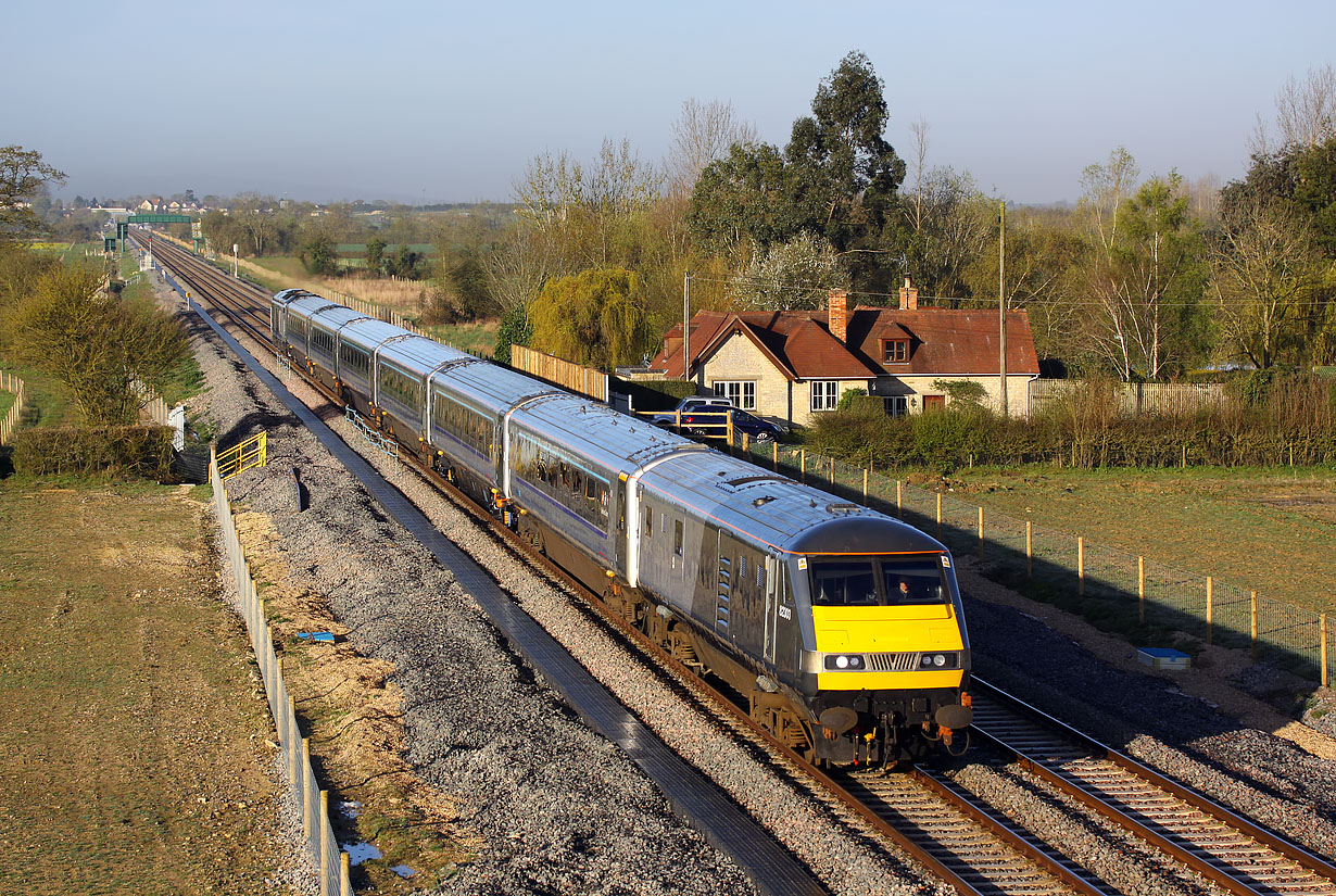 82303 Oddington 20 April 2016