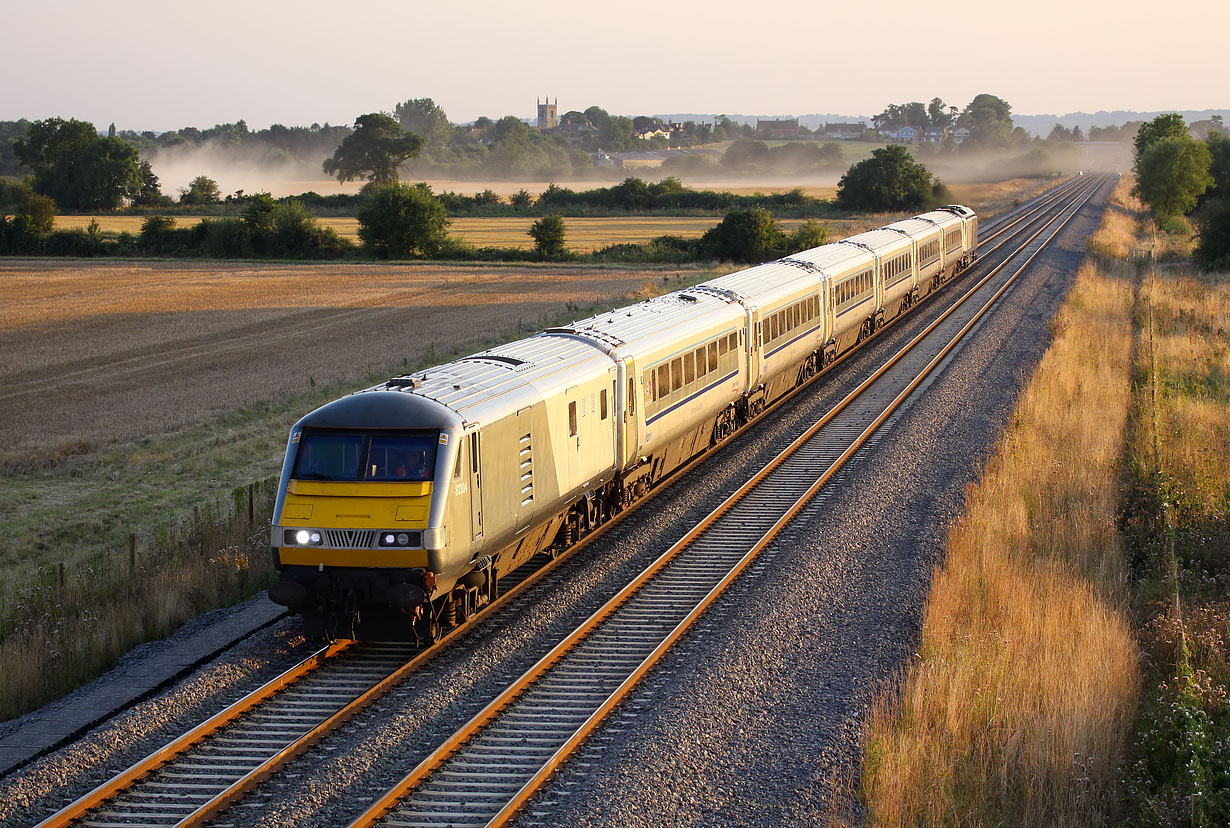 82304 Islip (Brookfurlong Farm) 16 August 2016