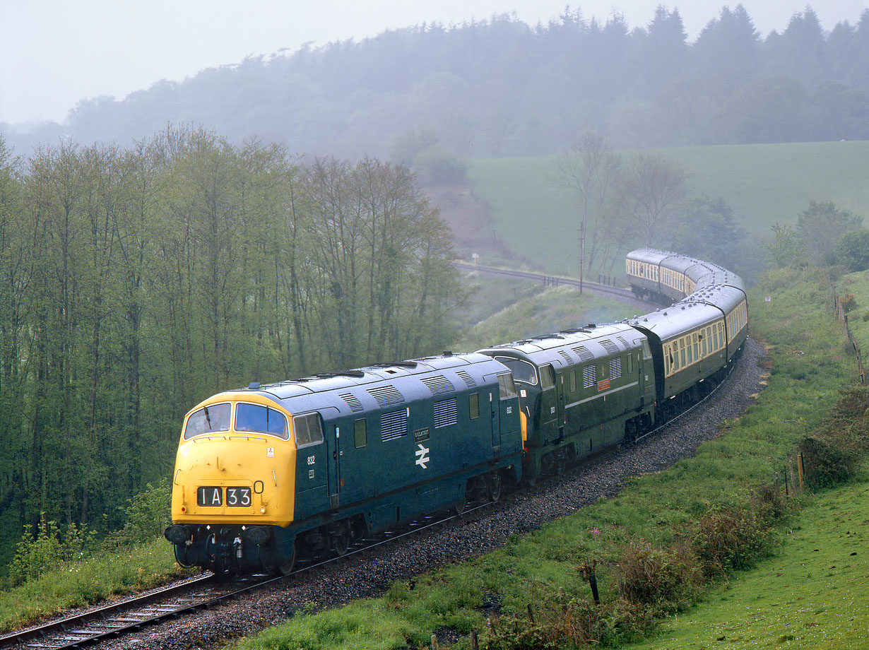 832 & D821 Roebuck Farm 17 May 1997