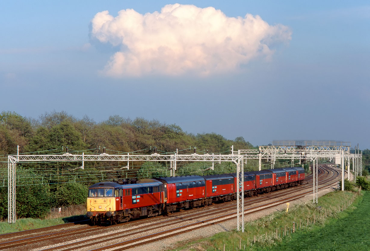 86254 Slindon 15 May 1997