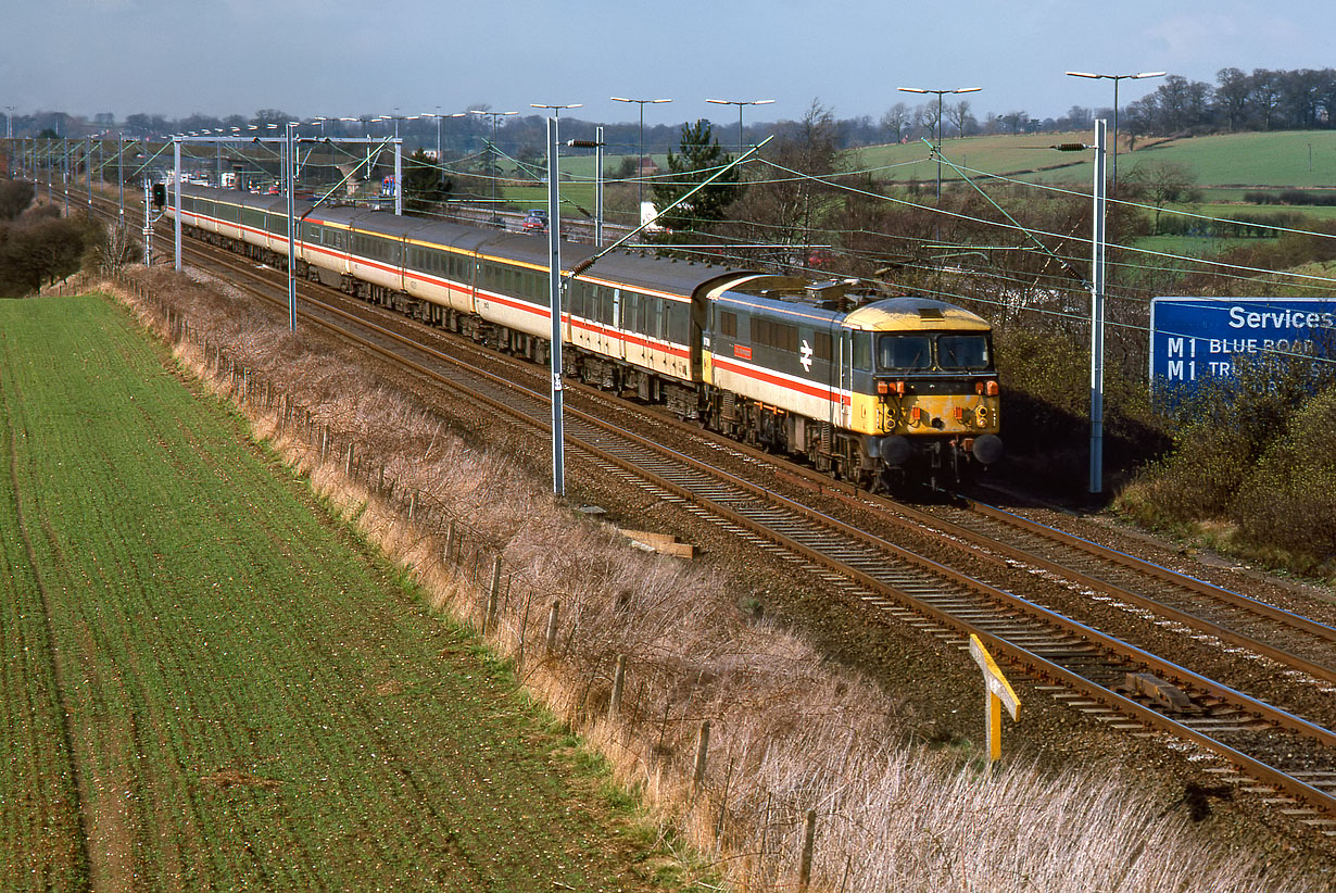 87009 Watford Gap 17 March 1989