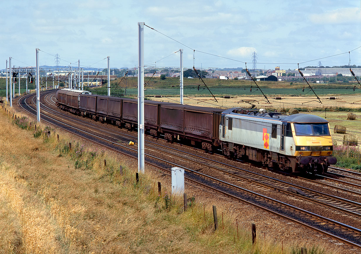 90144 Winwick 28 July 1992