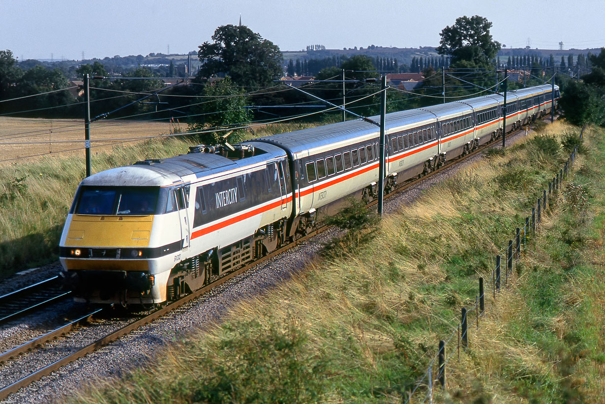 91012 Peascliffe Tunnel 18 August 1992