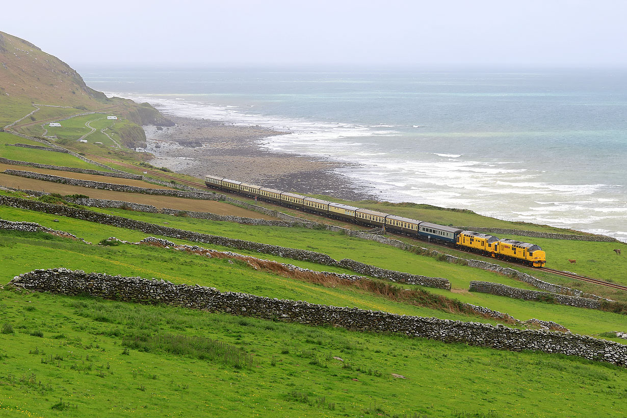 97302 & 97303 Llangelynin 13 May 2022