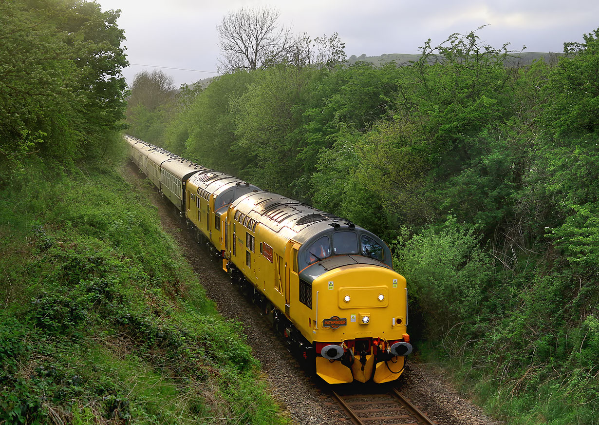 97302 & 97303 Oerffrwd 13 May 2022