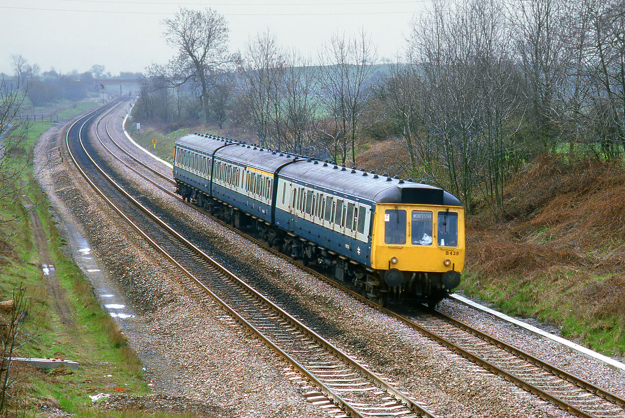 B438 Little Haresfield 24 April 1986