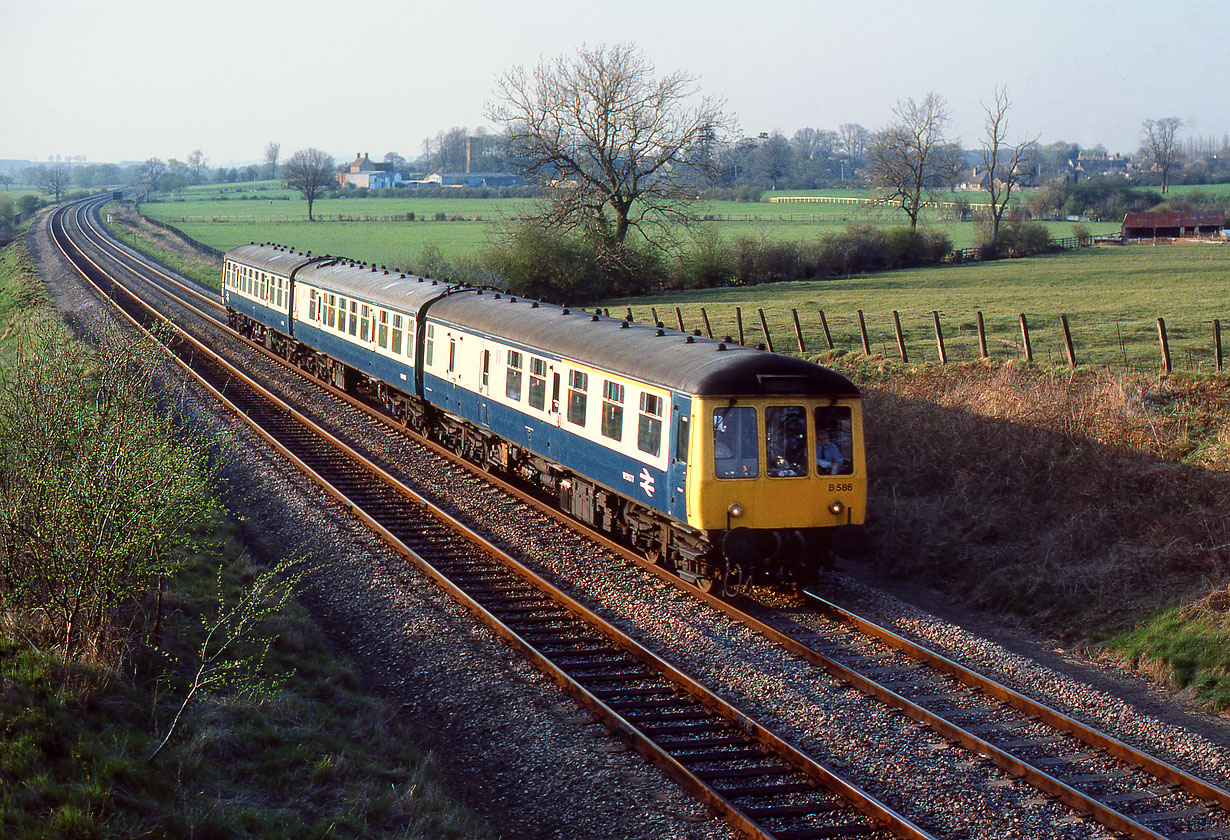 B586 Evenlode 25 April 1984